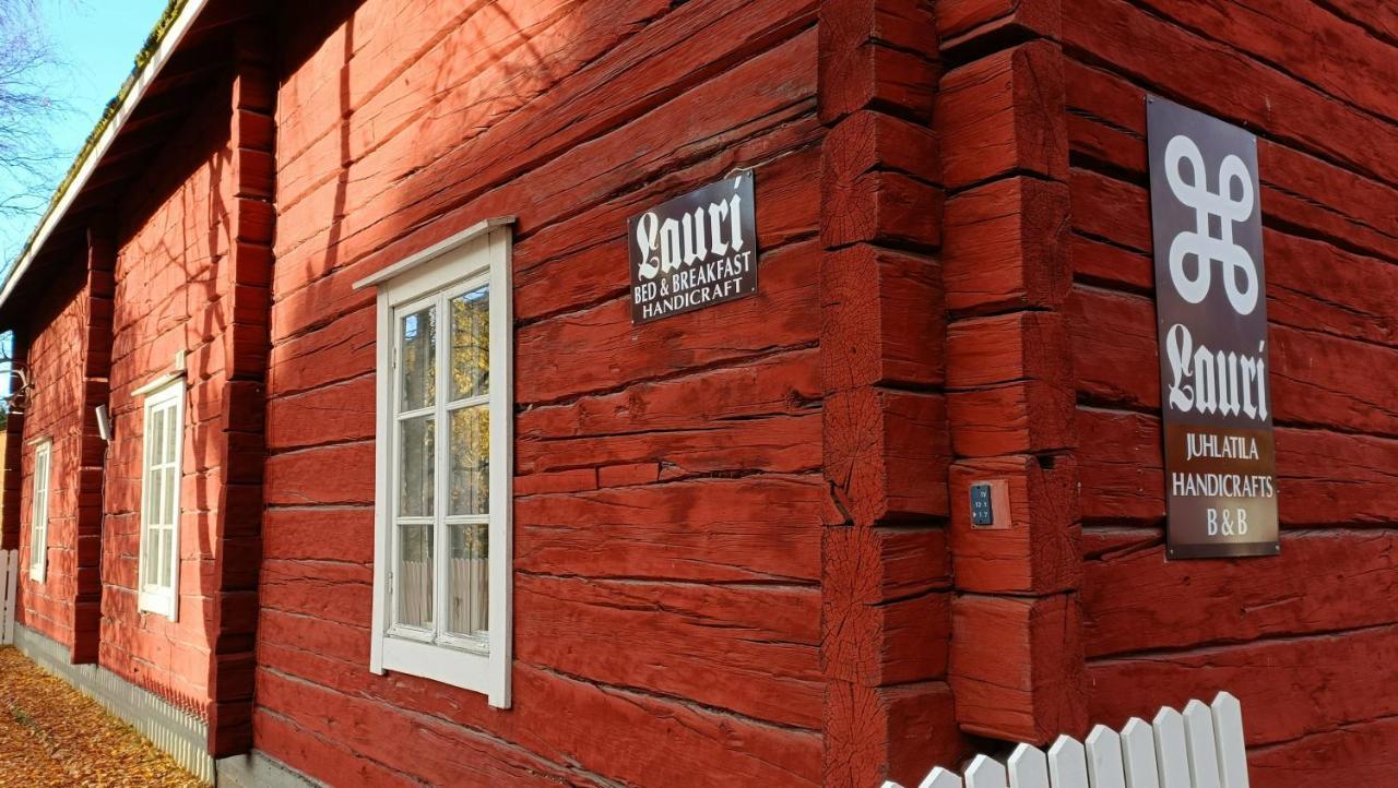 Отель Lauri Historical Log House Manor Рованиеми Экстерьер фото